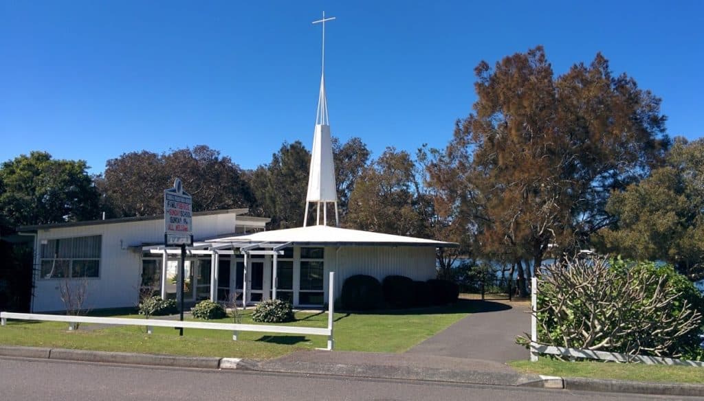 Terrigal Presbyterian Church - from Willoughby Road